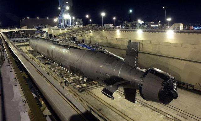 098核动力潜水艇参数表_098型核动力潜水艇北约代号