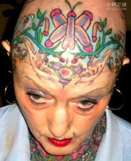 世界十大最疯狂的纹身,美国女子展示肛门纹身