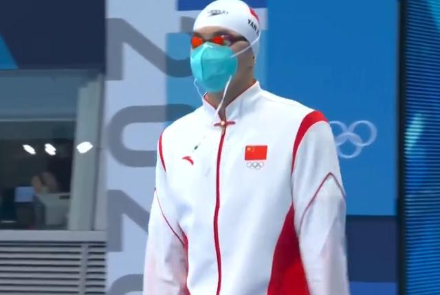 奥运奖牌获得者可摘口罩30秒