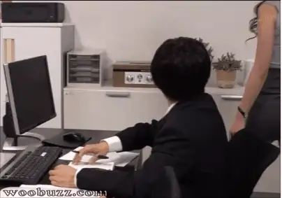 PRED-316 希岛爱里(Kijima Airi,希岛あいり) 公司新招聘的秘书总是来找麻烦