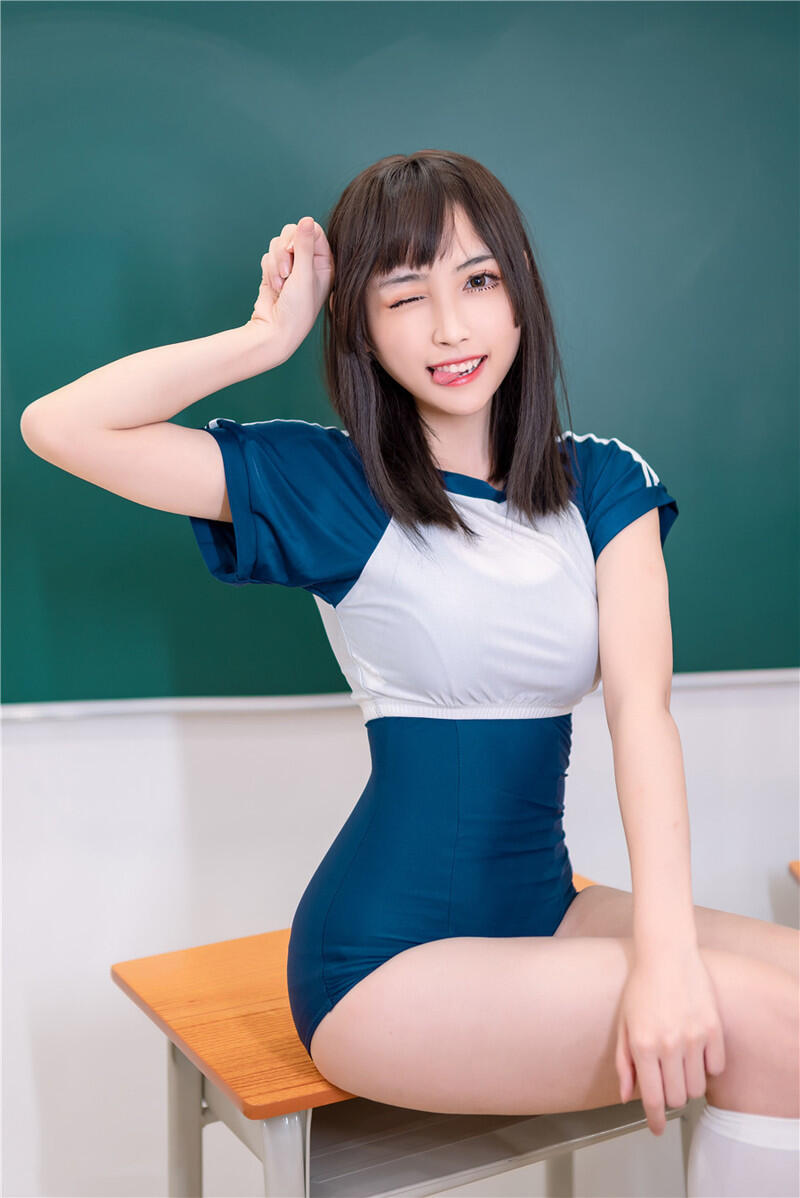 EBOD-481 椎名由奈(椎名ゆな)在诊所里的奇遇