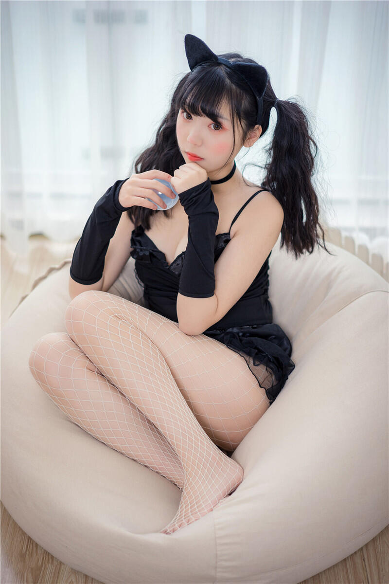 FLNS-076 杏羽花莲(杏羽かれん)与男友热恋的同居生活