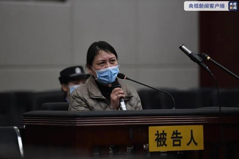 受害者家属：劳荣枝仍自称是受害人是怎么回事，关于劳荣枝案受害者家属的新消息。