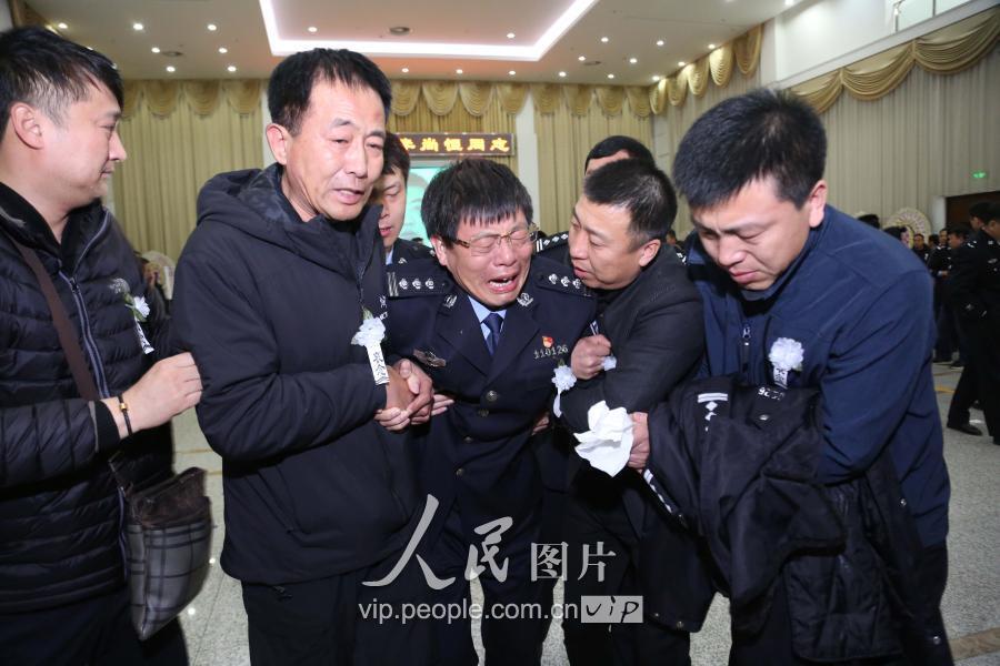 沈阳51岁民警因公牺牲是怎么回事，关于沈阳51岁民警因公牺牲了的新消息。