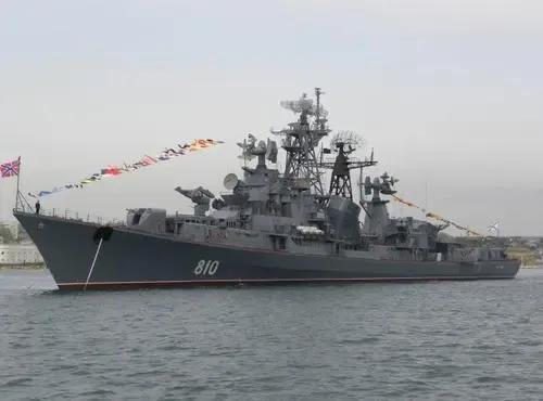 乌官员称俄黑海舰队4艘军舰爆炸,究竟是怎么一回事?