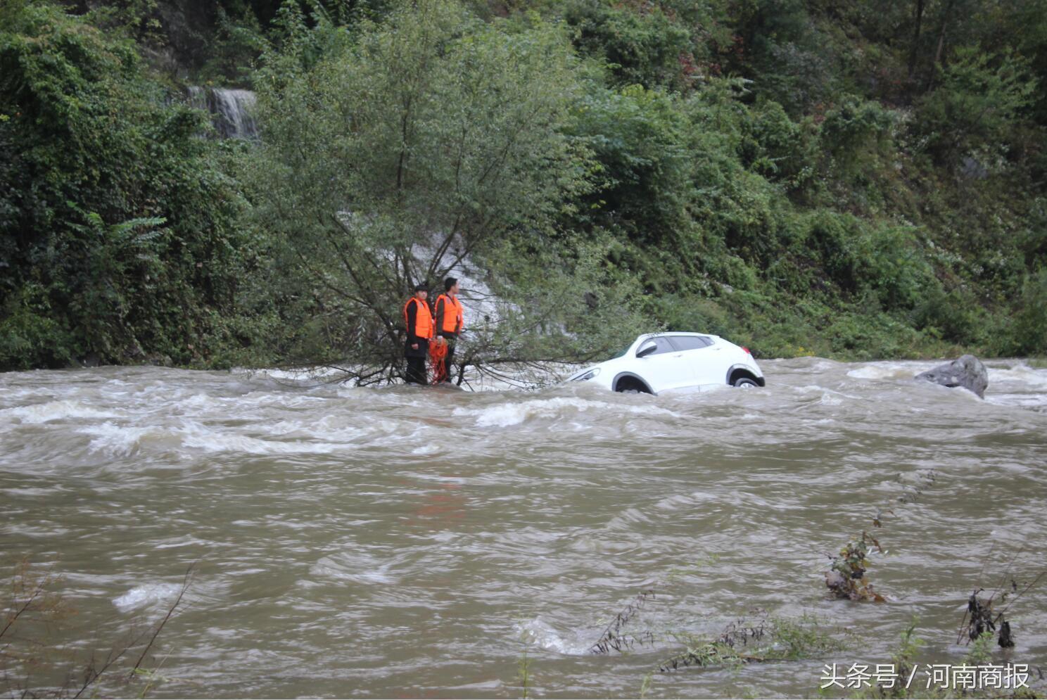 三门峡大坝多人被冲走 2死7失联,究竟是怎么一回事?