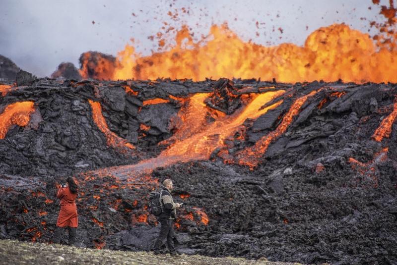 直击冰岛火山持续喷发是怎么回事，关于直击冰岛火山持续喷发的原因的新消息。