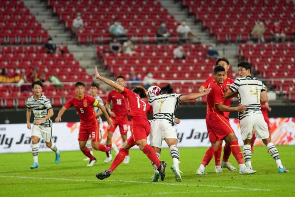 东亚杯中国男足vs日本男足是怎么回事，关于中国男足亚洲杯决赛对日本的新消息。