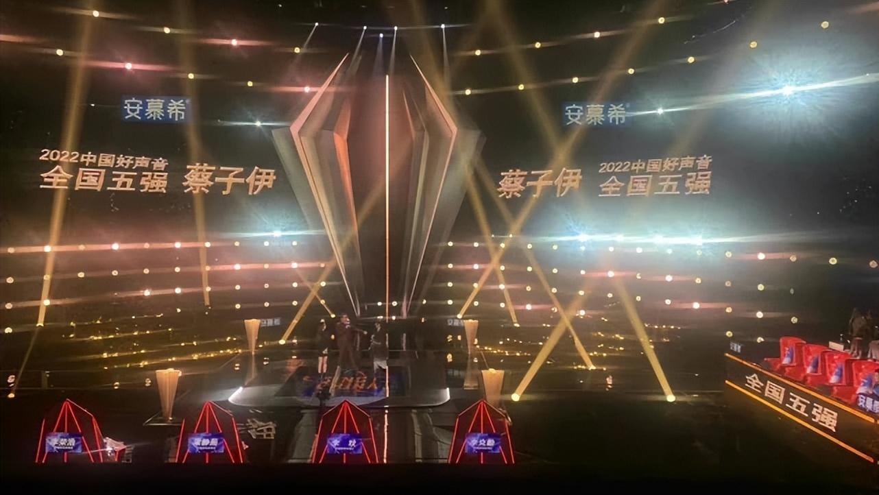 李玟称与好声音导演组误会解除,李玟好声音导师