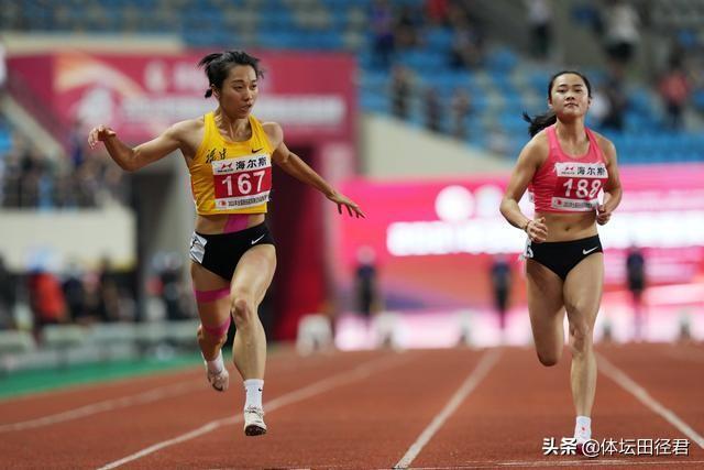 女孩百米栏跑13.61秒破纪录是怎么回事，关于女子百米跑记录的新消息。