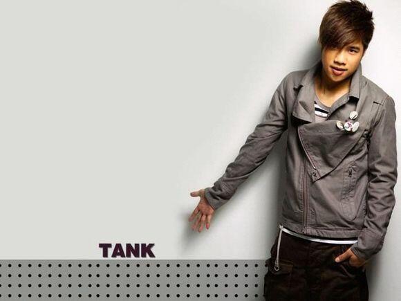 歌手tank宣布复出是怎么回事，关于歌手tank现状的新消息。