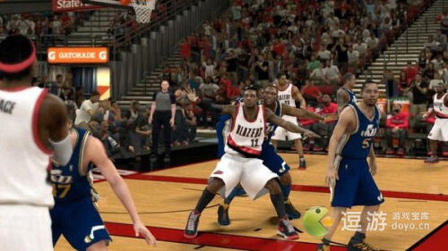 加盟NBA 2K13 逗游帮你打造篮坛神话10.15