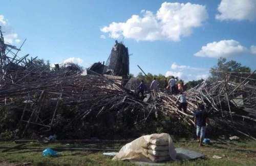 柬埔寨一寺庙坍塌20余人被埋 柬埔寨寺庙坍塌原因现场详情