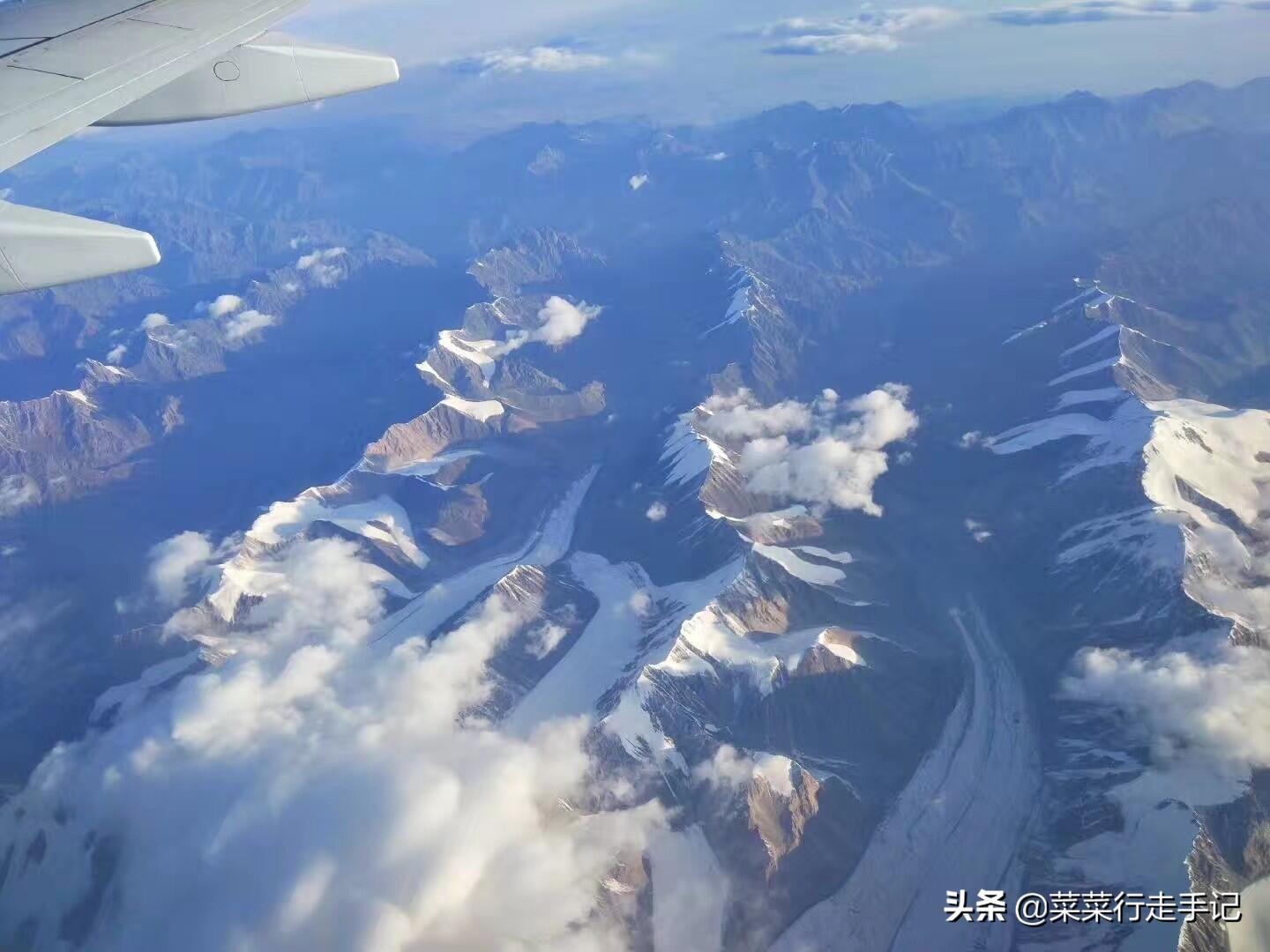 吉尔吉斯斯坦天山雪崩是怎么回事，关于吉尔吉斯斯坦 天山的新消息。