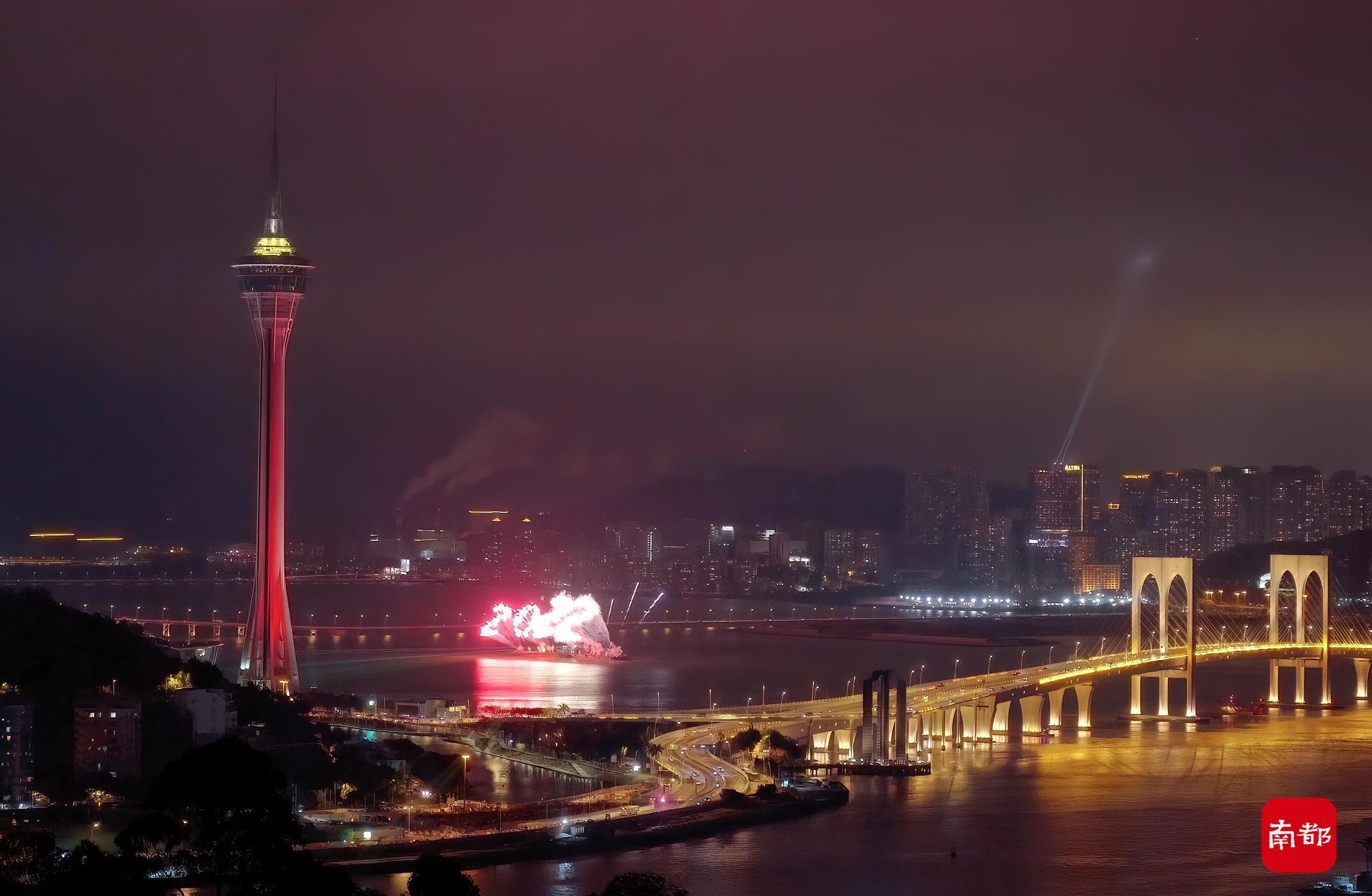 澳门璀璨烟花填满夜空,璀璨的澳门之夜