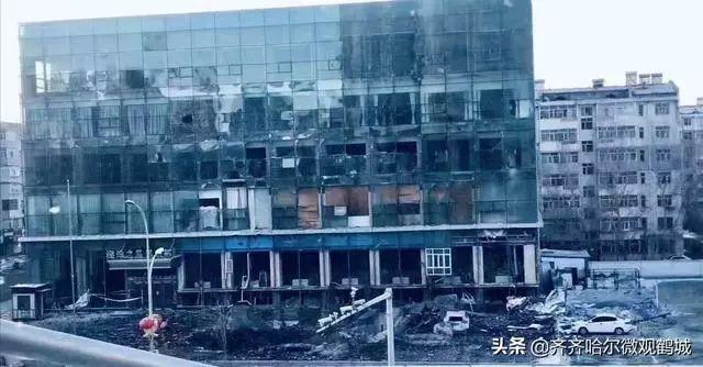 辽宁化工厂爆炸已致5死8失联,究竟是怎么一回事?