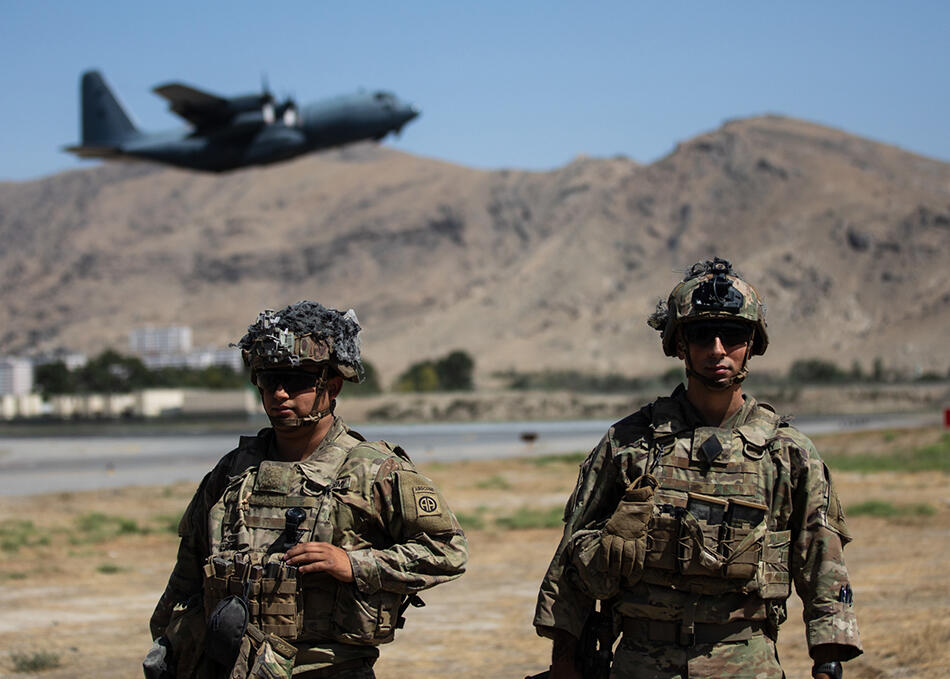 拜登称为阿富汗撤军决定负责 美在阿富汗军事行动花费超2万亿美元