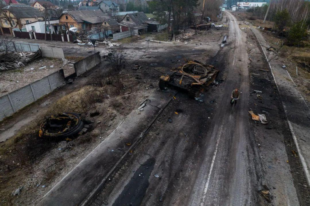 乌警告俄方要么撤退要么被摧毁是怎么回事，关于俄罗斯从俄乌边境撤军原因的新消息。