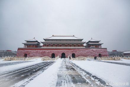 北京初雪 故宫白雪镶红墙