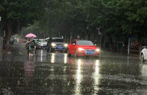 11号台风红霞路径