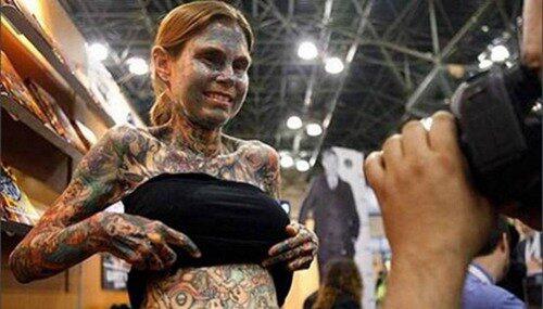 世界上纹身最多的女性