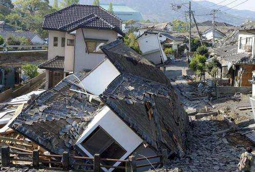 阿拉斯加州以南海域发生7.8级地震