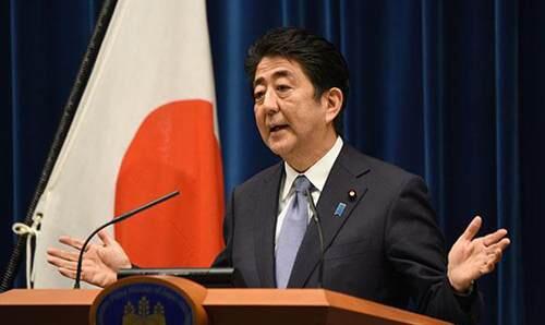 日本首相安倍晋三正式辞职