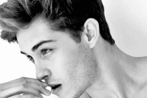 超强基因 超帅巴西男模FranciscoLachowski 看看他的儿子们吧