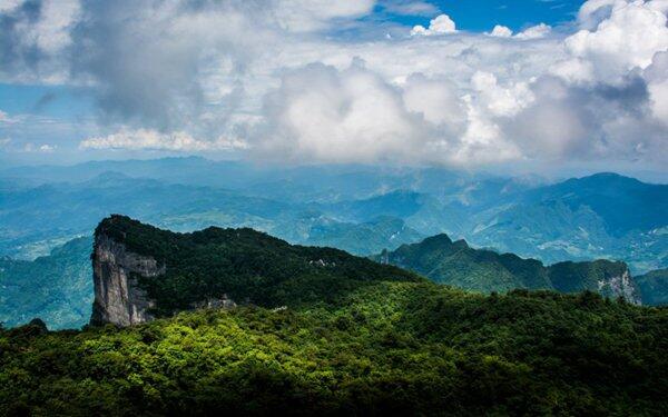 湖南张家界天门山风景图片