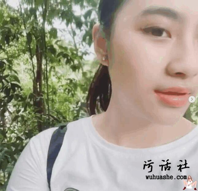 【妹子图】台湾豪放美少女 田甜 因爬山太热直接脱T恤消暑！