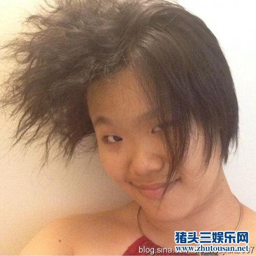 毕福剑女儿叫什么好丑/毕福剑“小兵张嘎”女儿毕凌杀马特新近照曝光亮瞎眼