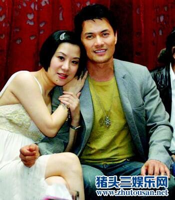 吕良伟为三婚妻子杨小娟庆生盘点三段婚史（图）