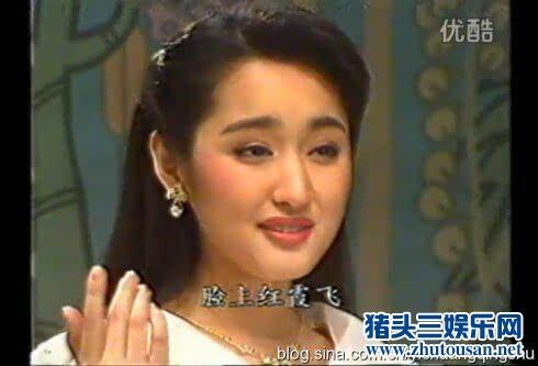 杨钰莹20年前罕见旧照曝光颜值不输刘亦菲