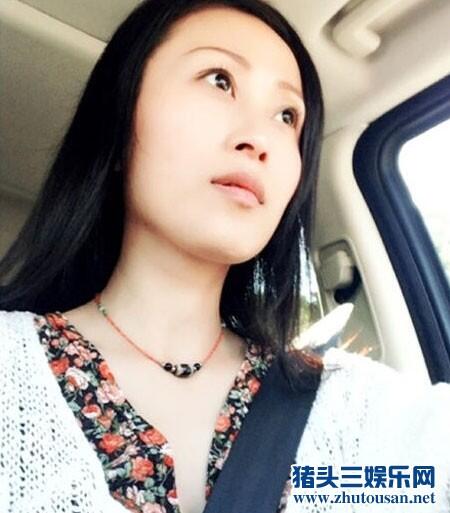 杨子前妻晒美腿照秒杀现任黄圣依（图）