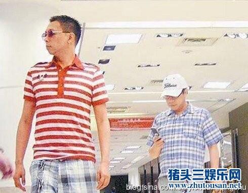 蔡康永与同性男友刘坤龙亲密合照曝光(图)