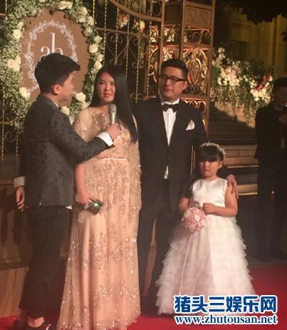 黄晓明baby大婚丑陋一幕（图）