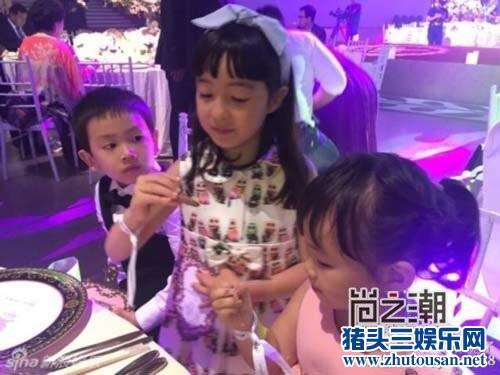 王诗龄当杨颖花童 谢娜何炅主持黄晓明baby婚礼