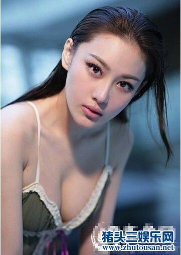 这些女星貌美如花，为情郎义无反顾献上第一次，却遭抛弃留骂名！