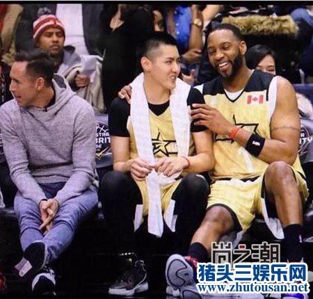 吴亦凡NBA名人赛视频集锦 6分7篮板搭档麦迪获胜