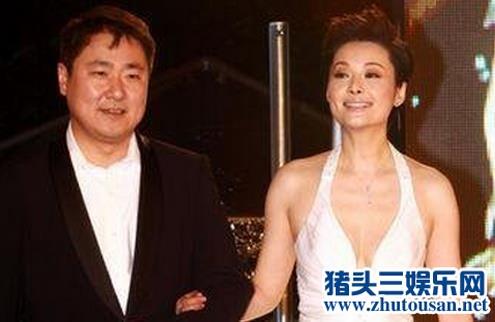 金巧巧41岁办豪华庆生宴是否因于冬欠她一个婚礼？