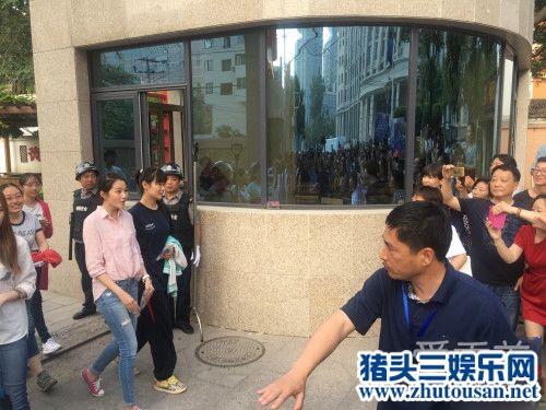 关晓彤高考成绩多少？ 关晓彤高考自我感觉不错作文写记叙文