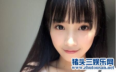 RNG麻辣香锅直播看妹子致游戏卡顿 小婧熊猫TV文文小婧个人资料微博直播间