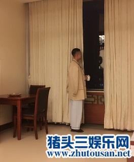 曹云金忙事业累到住院体检 岳云鹏逗比之余却不忘捐款助学