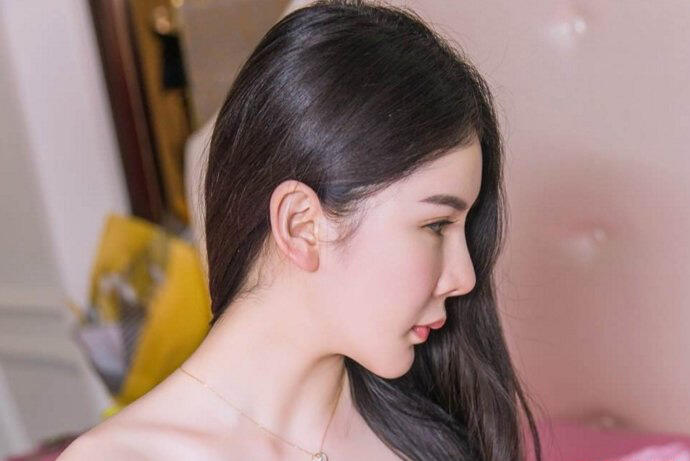 李丽莎无圣光世界怀54p 李丽莎的资料